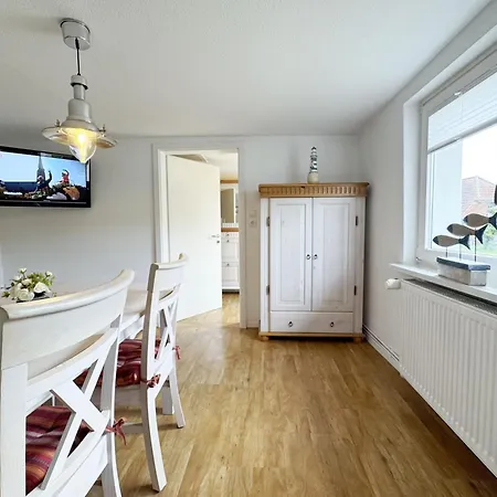 Haus An Der Wiek Mit Terrasse Ferienhaus Gager
